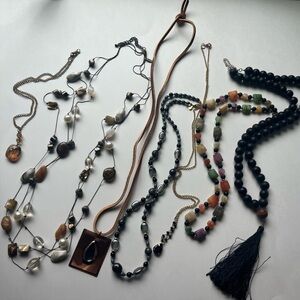 Elegant Multi-Color mixed media Necklace Set